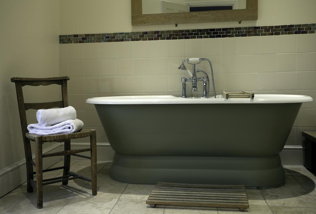 Stapleton Arms Hotel Buckhorn Weston ภายนอก รูปภาพ