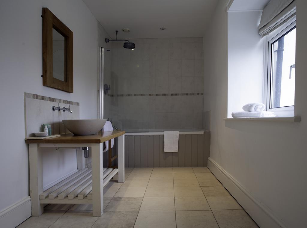 Stapleton Arms Hotel Buckhorn Weston ภายนอก รูปภาพ